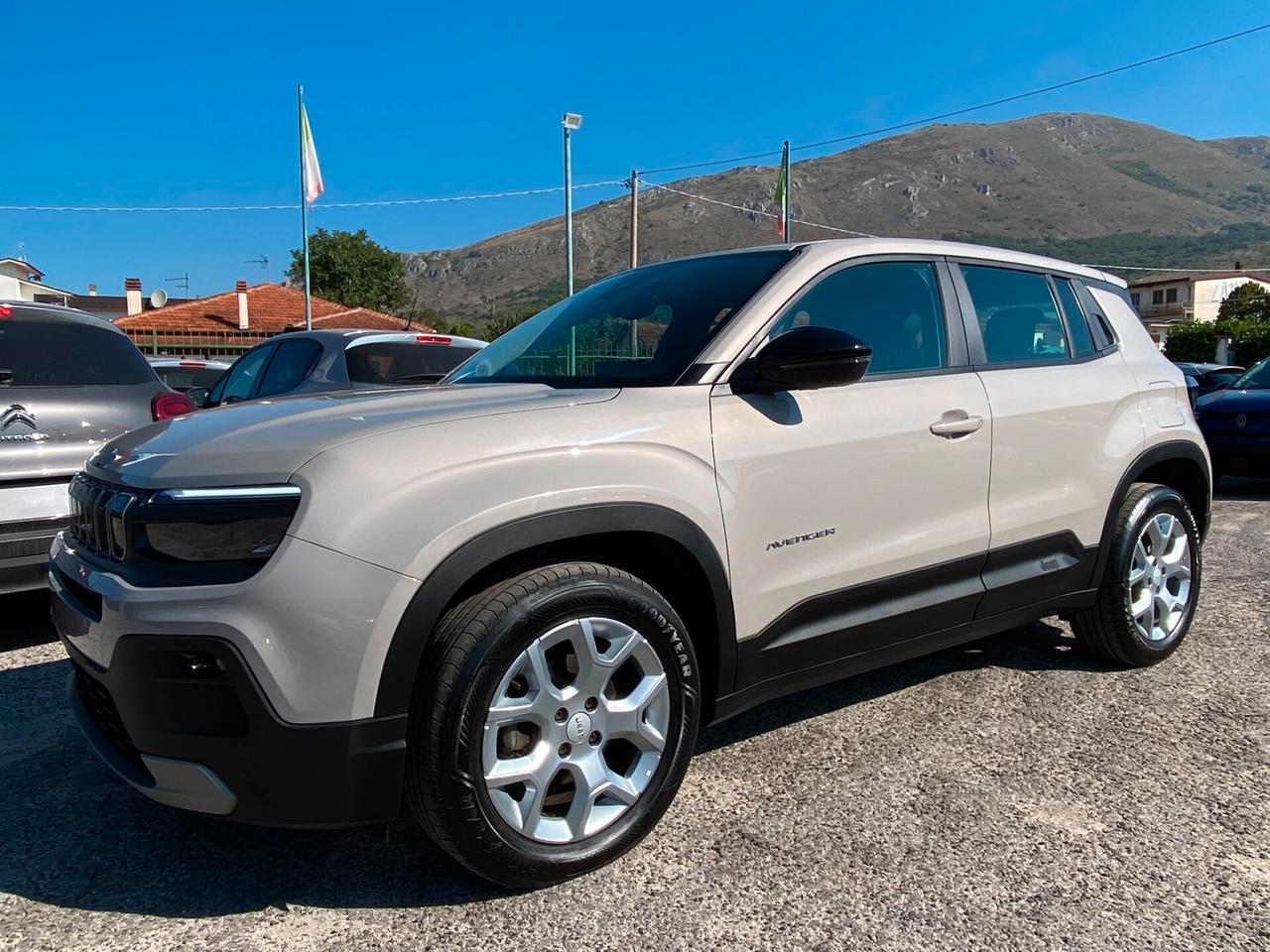 Jeep Avenger 1.2 Turbo 100 CV Altitude ''AZIENDALE''