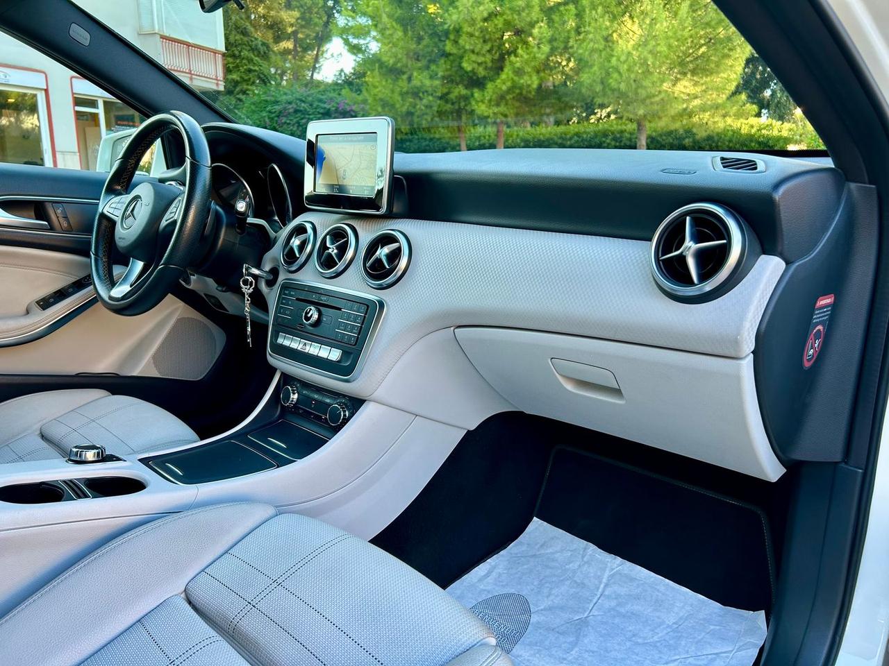 Mercedes-Benz A 200 D Business #6696