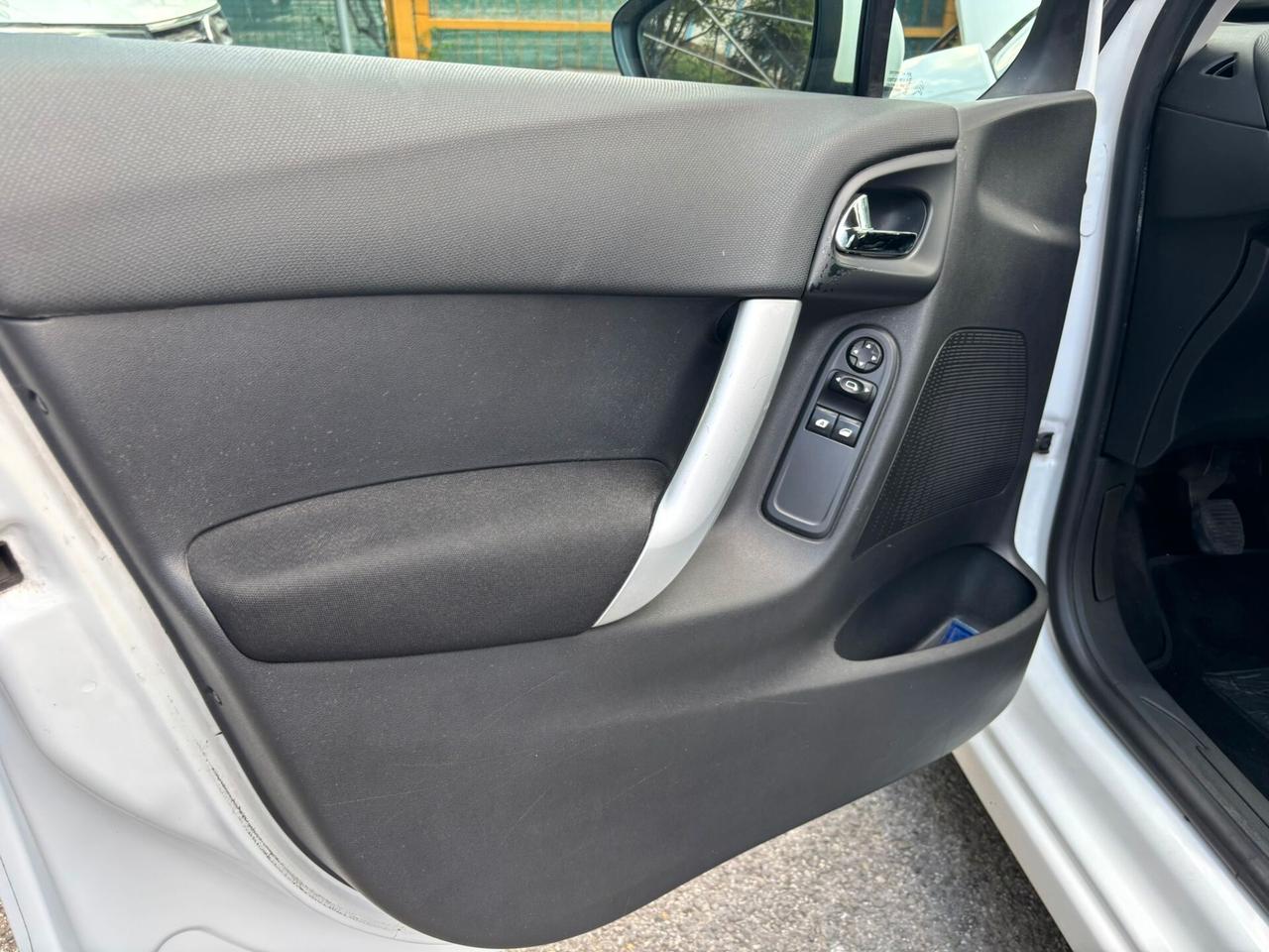 Citroen C3 1.4 HDi 70 Exclusive OK Neopatentati