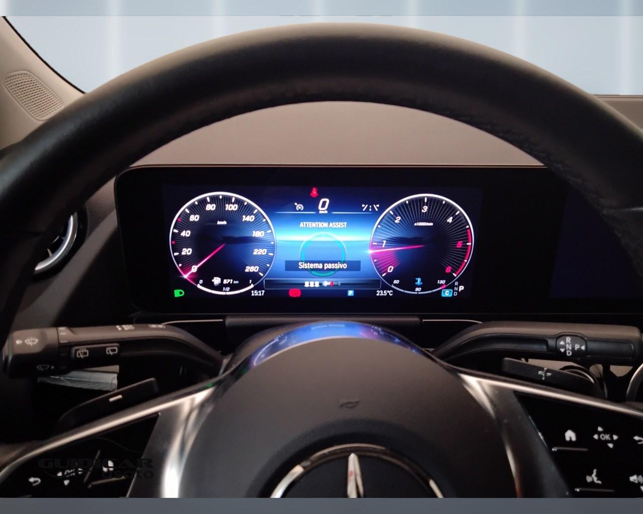 Mercedes-Benz GLA-H247 2023 - GLA 180 d Progressive Advanced auto