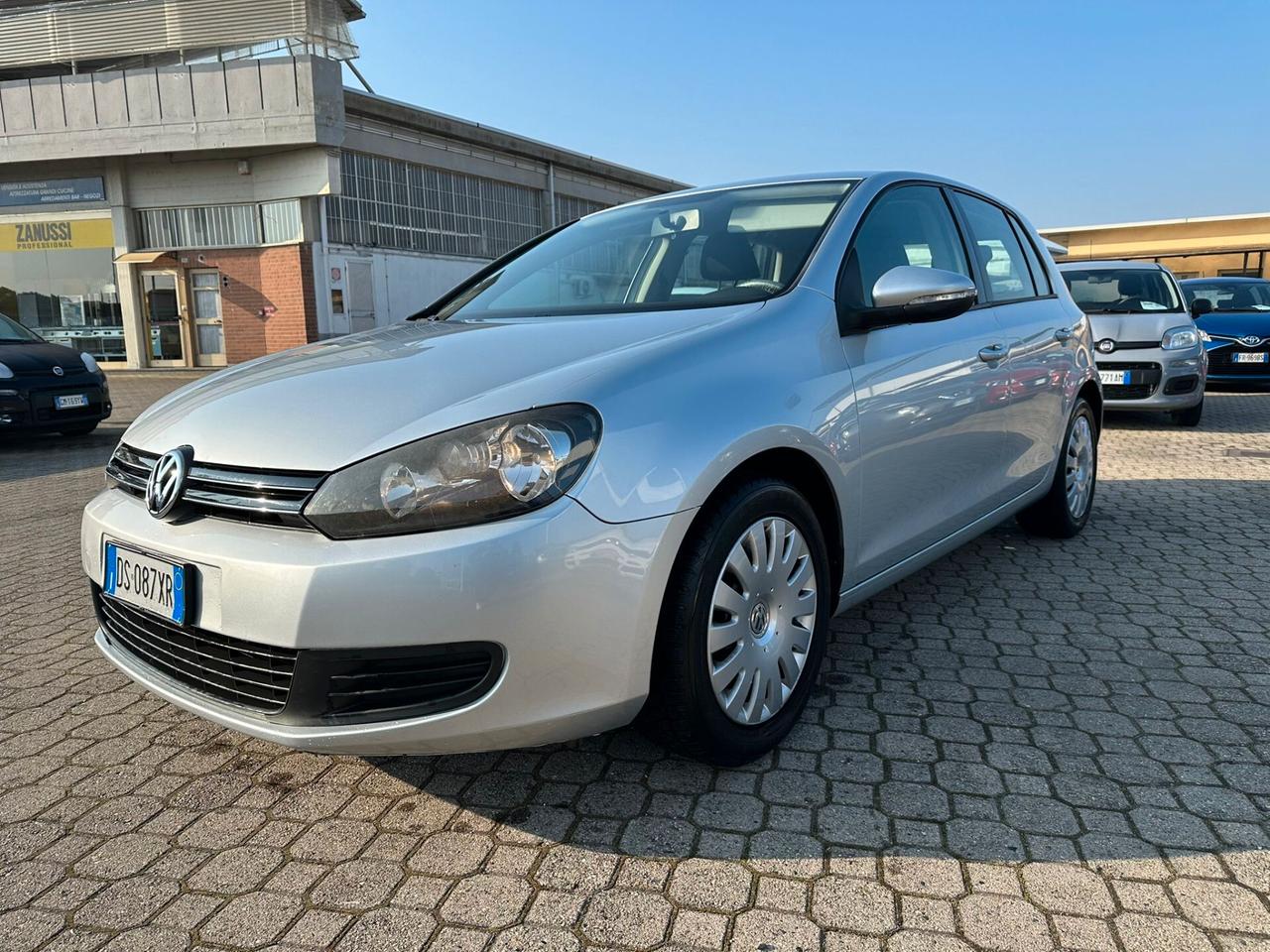 Volkswagen Golf 1.6 5p. Comfortline