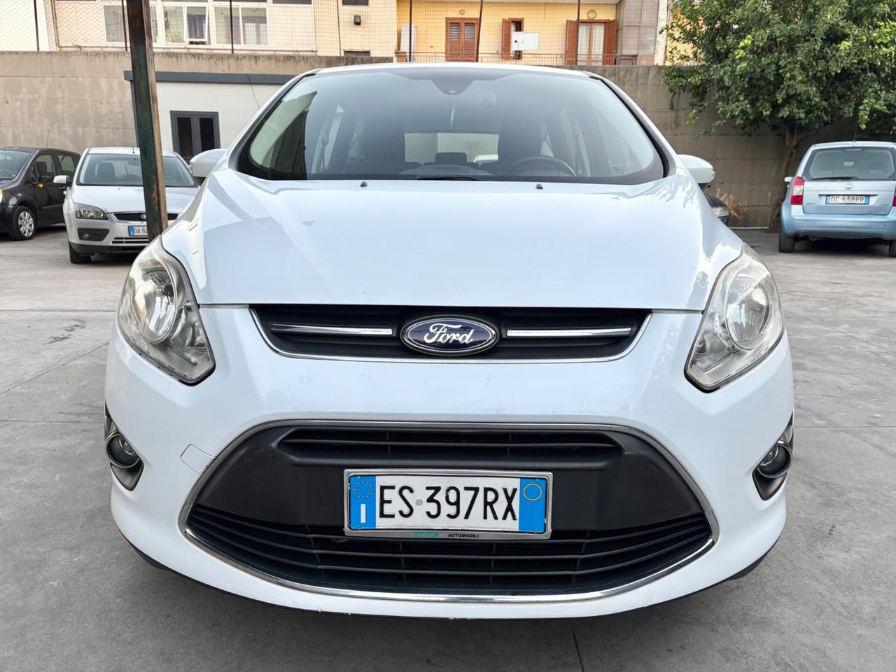 Ford C-Max 1.6 TDCi 115CV gancio traino