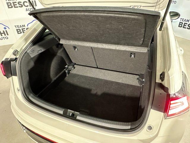 VOLKSWAGEN Taigo 1.0 TSI 110 CV DSG R-Line