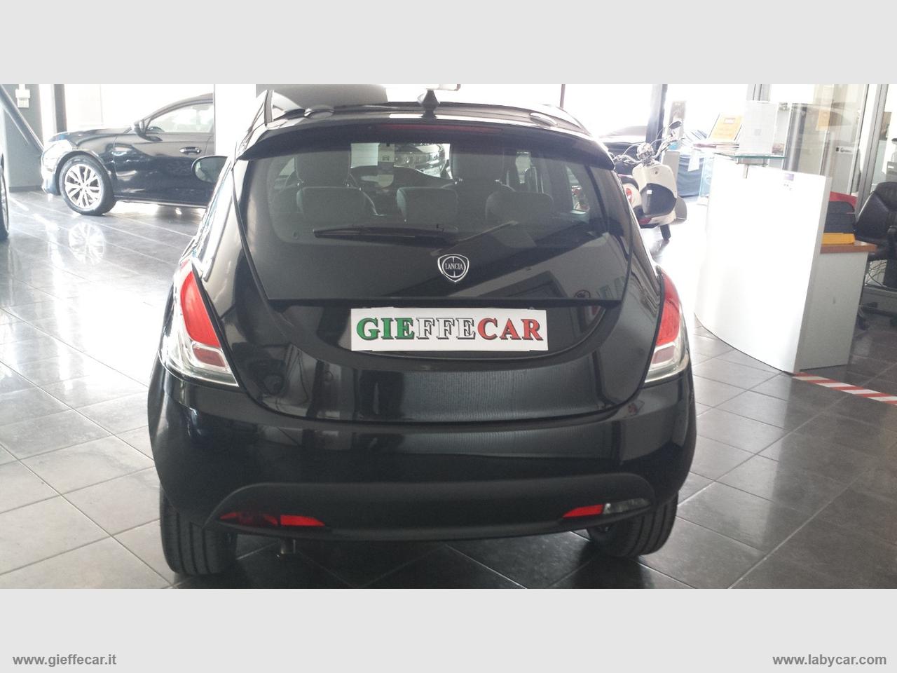 LANCIA Ypsilon MY2024 1.0 FireFly S&S HYBRID ORO 5 POSTI