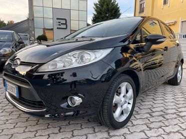 Ford Fiesta 1.2 82 CV 5 porte Titanium NEOPATENTATI KM REALI !!!