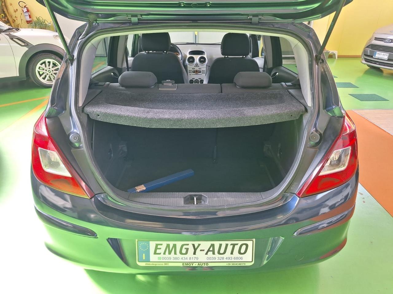 Opel Corsa 1.2benzina, 5 porte NEO PATENTATI