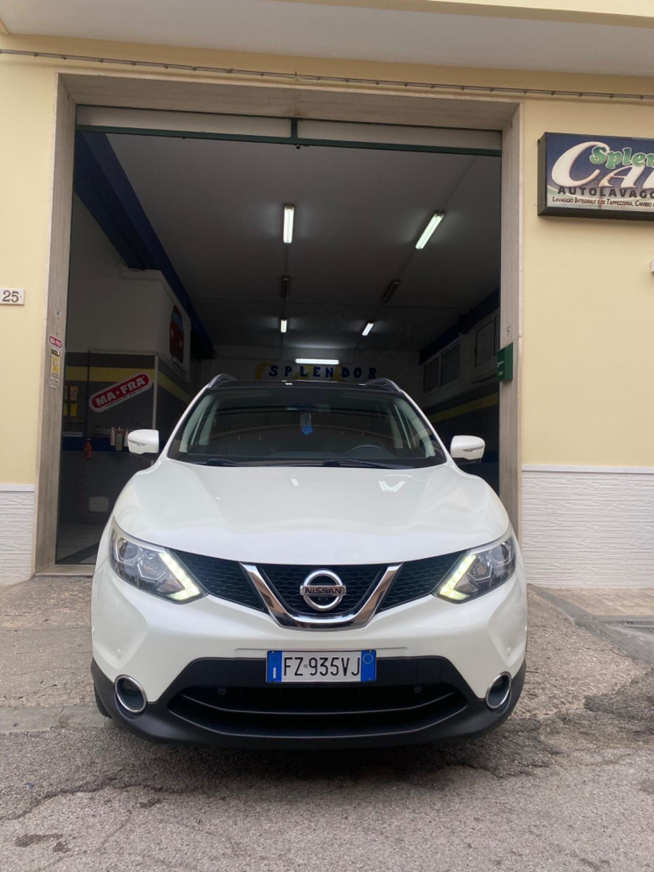 Nissan Qashqai 1.5 dCi Tekna Gancio Traino
