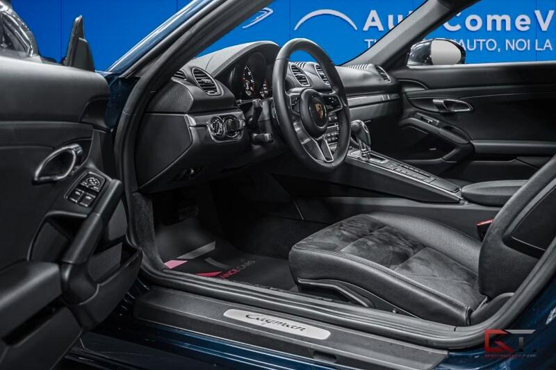 PORSCHE 718 718 Cayman 2.0