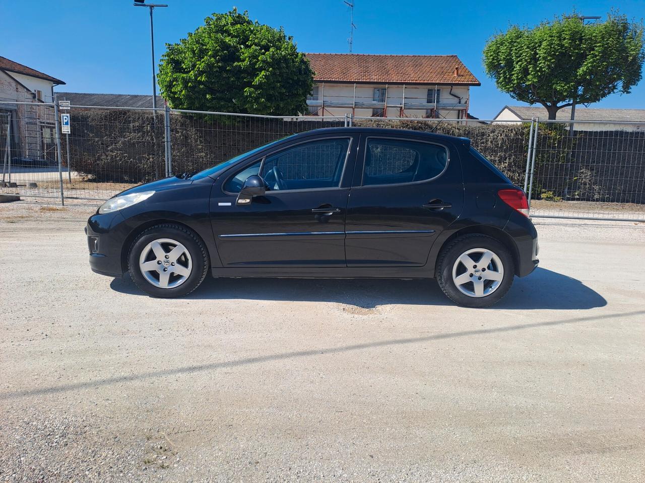 peugeot 207, 1.4 hdi ok neopatentati