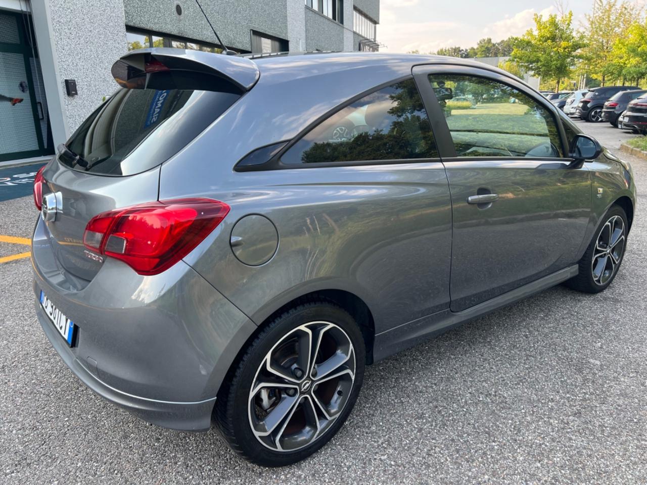 Opel Corsa 1.4 TURBO 3 porte OPC