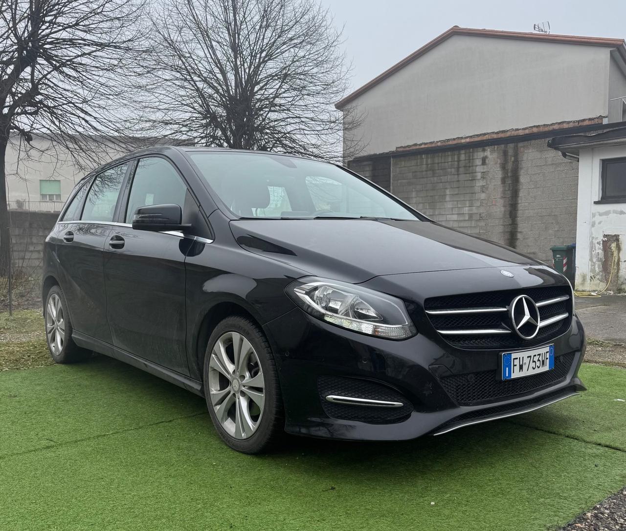 Mercedes-benz B 220 d Automatic Neopatentati