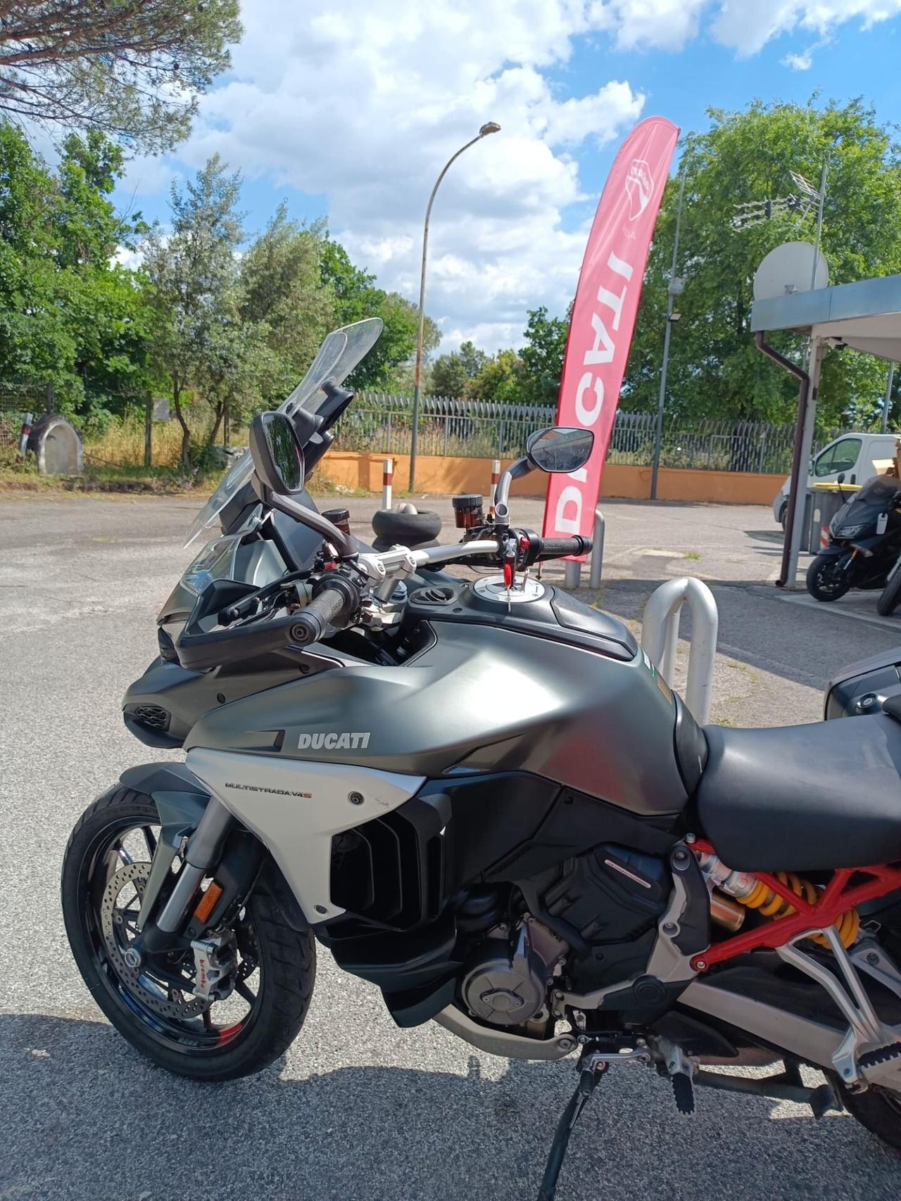 Ducati Multistrada V4 TRAVEL RADAR