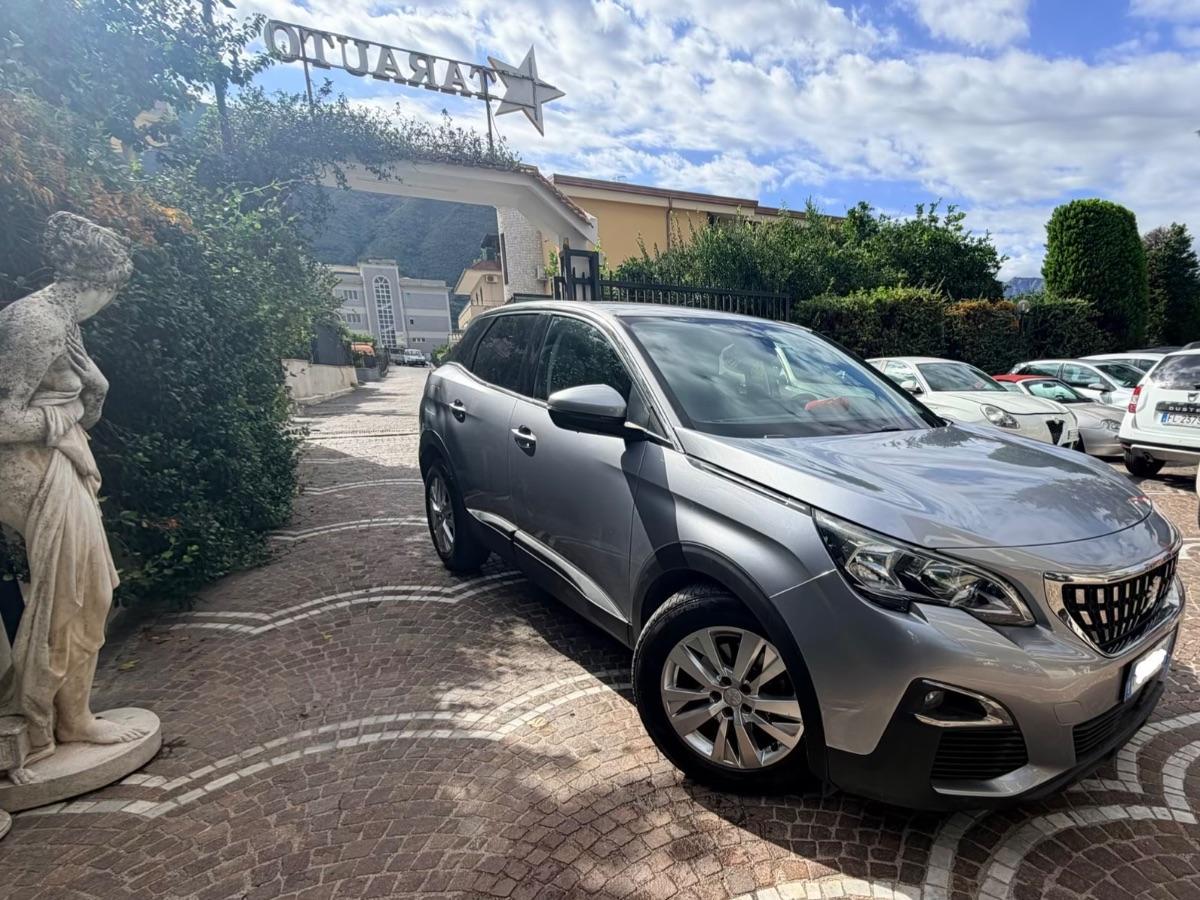 PEUGEOT 3008 BlueHDi 150 S&S Business