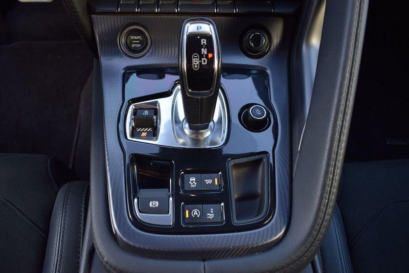 Jaguar F-Type 2.0 aut. Coupé R-Dynamic BLACK