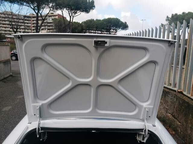 Alfa Romeo Spider 2.0 Veloce