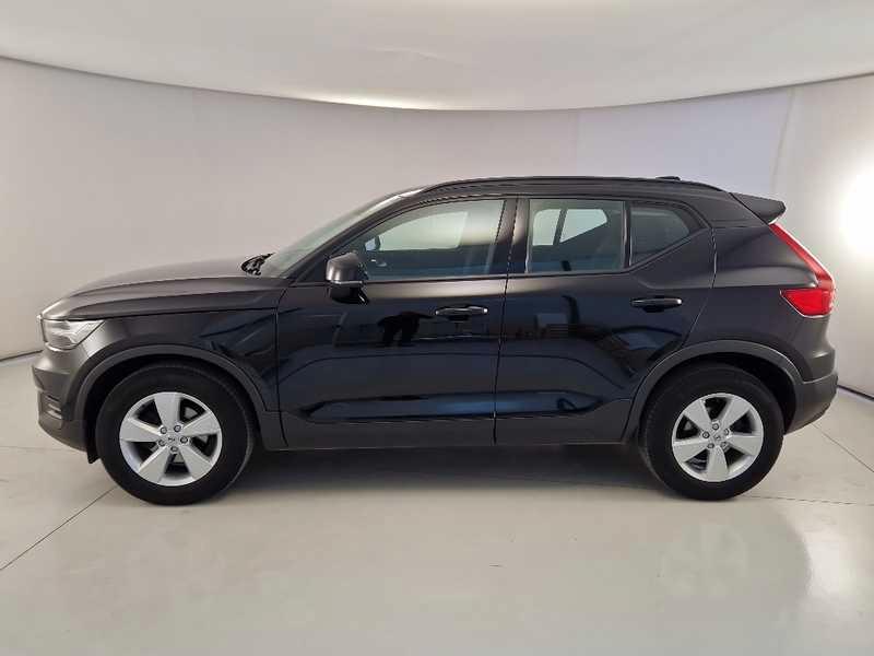 VOLVO XC40 D3 Momentum Core MY21