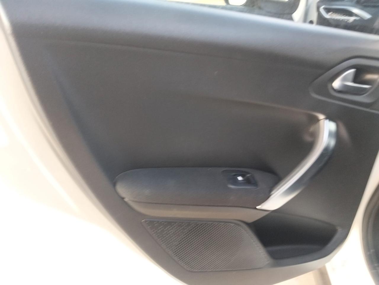 Peugeot 2008 PureTech 82 Allure 2019