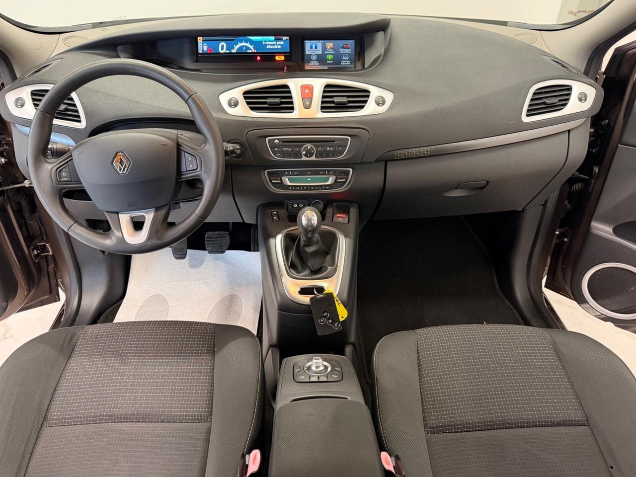 Renault Scenic Scénic 7 POSTI 1.5 dCi 110CV Wave