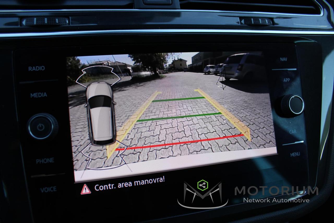 Volkswagen Tiguan 2.0 TDI 150 CV SCR DSG R-Line