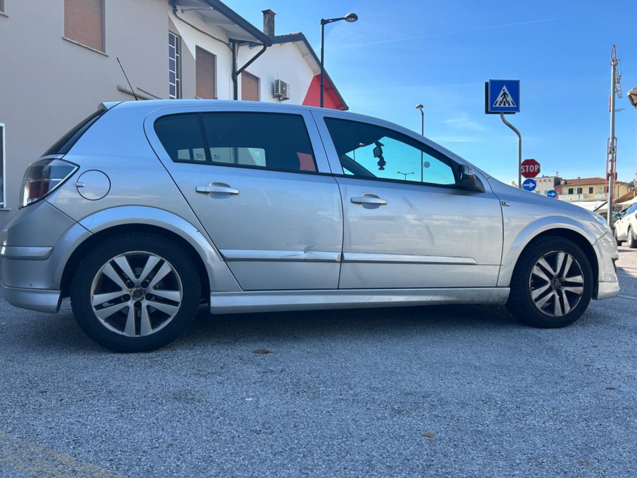 Opel Astra 5 porte Cosmo 1.6 B/GPL 2029