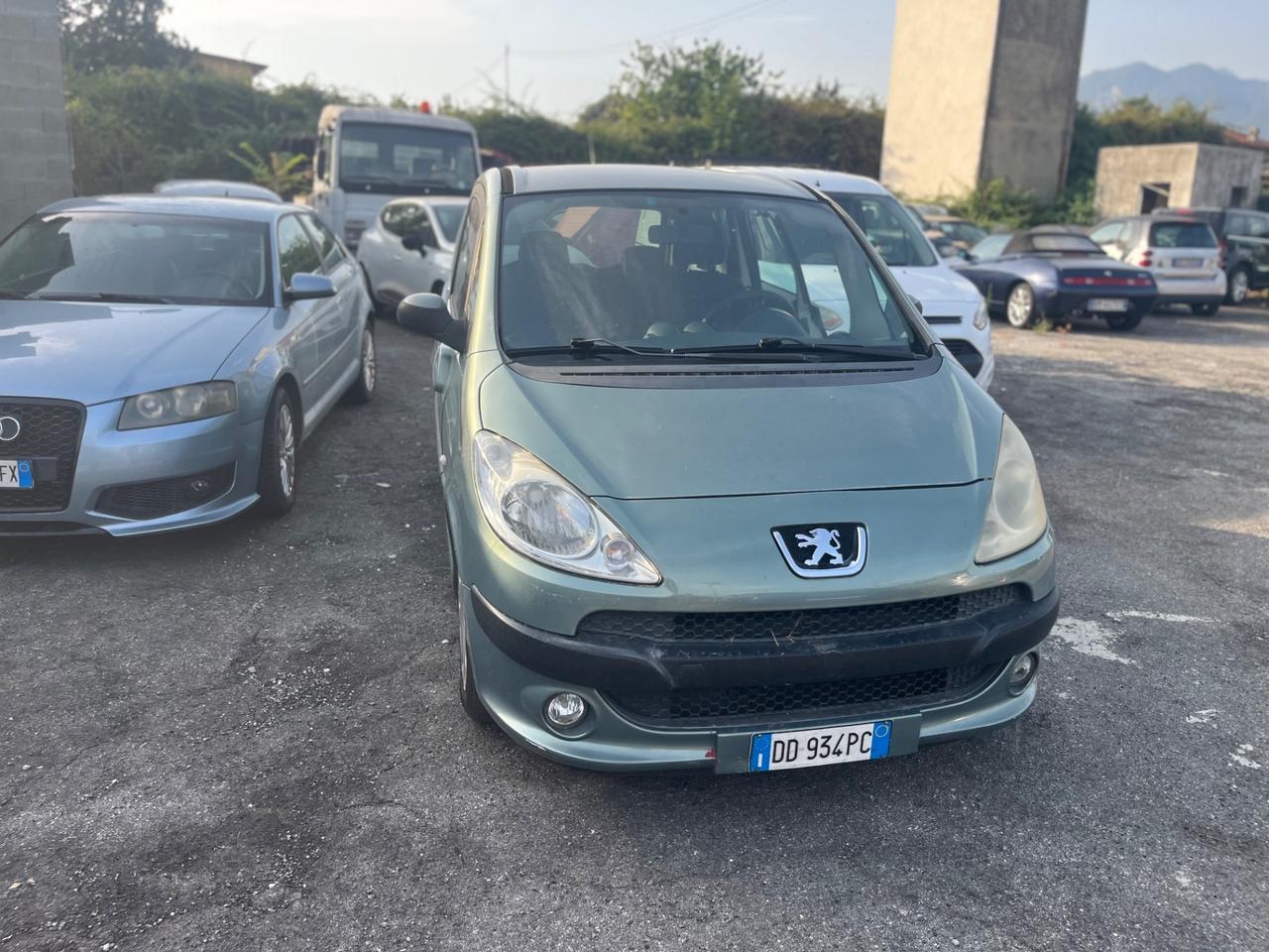 Peugeot 1007 1.4 HDi