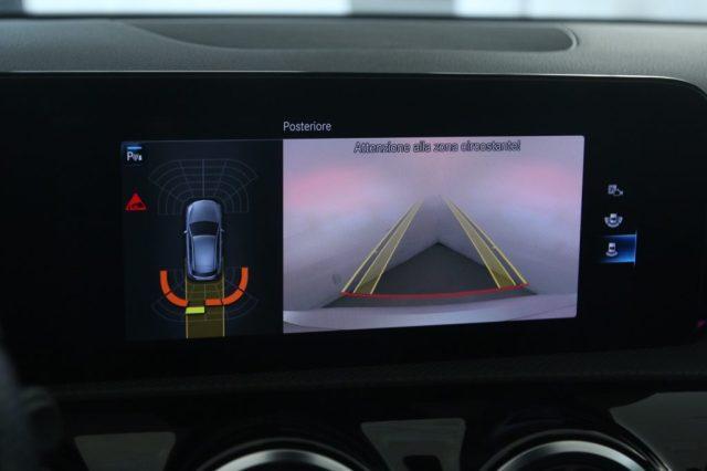 MERCEDES-BENZ A 180 d Automatic Premium Fari LED High Performance