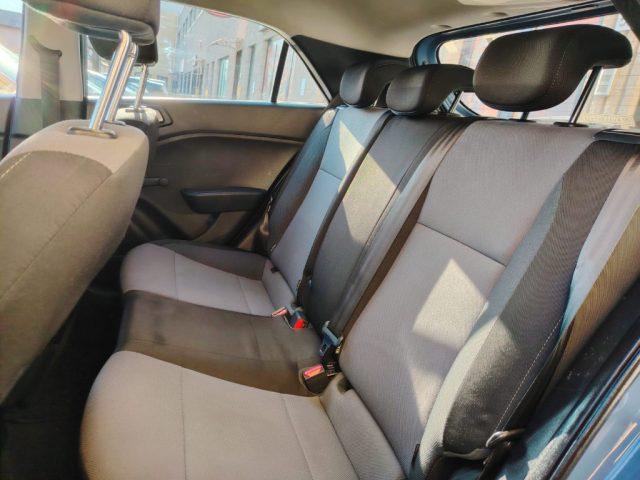 HYUNDAI i20 1.2 5 porte Go! PREZZO REALE - NEOPATENTATI