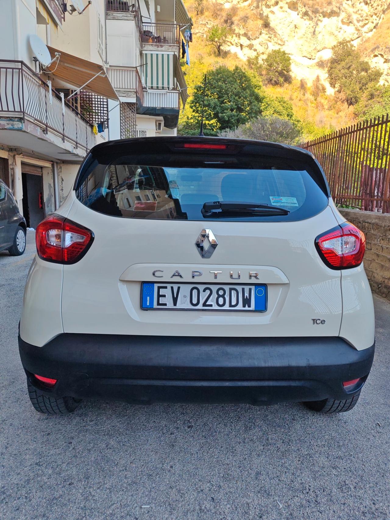 Renault Captur 0.9 TCe ZONA VOMERO TABLET CARPLAY