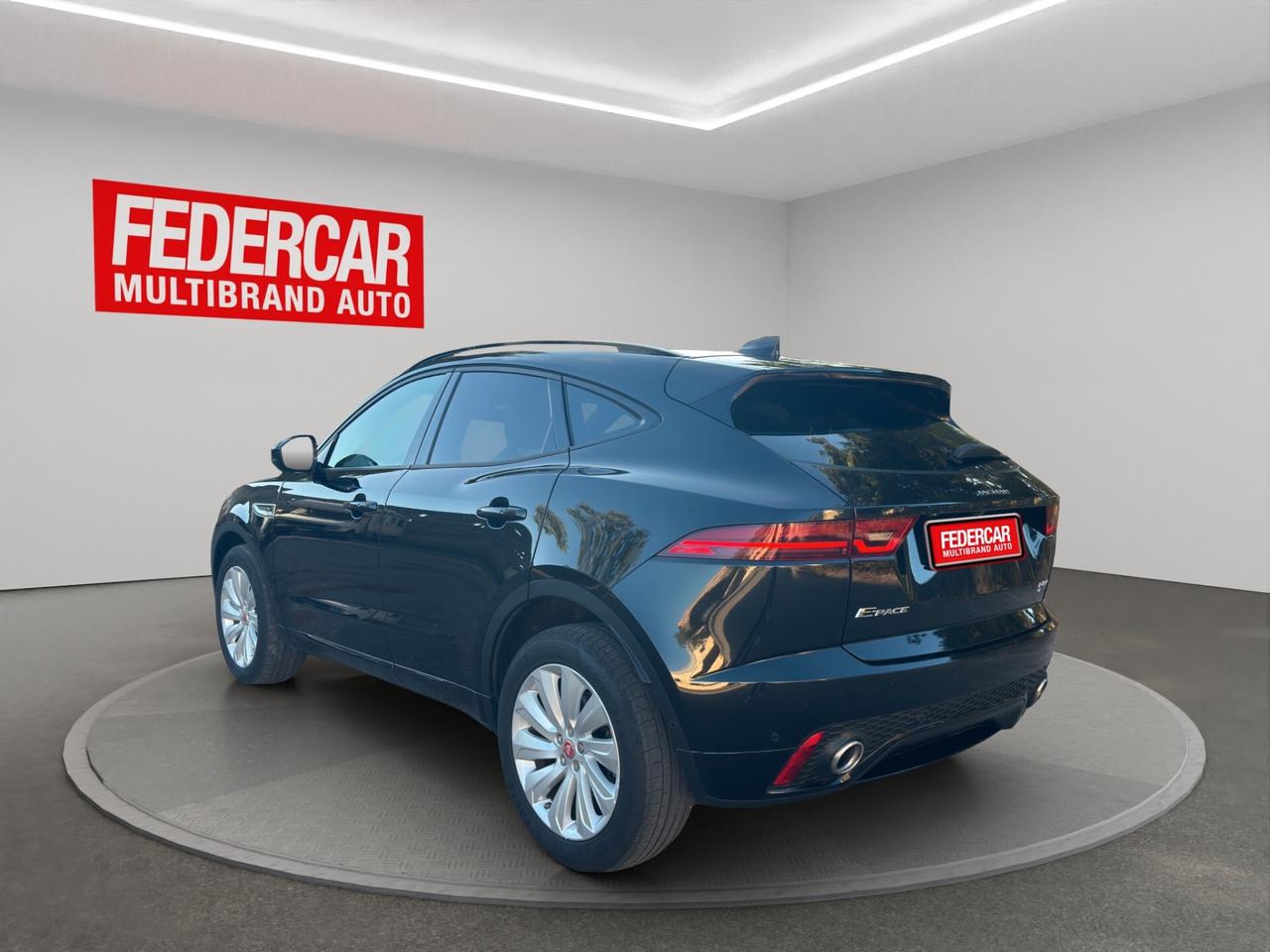 Jaguar E-Pace 2.0D 180 CV AWD aut. R-Dynamic