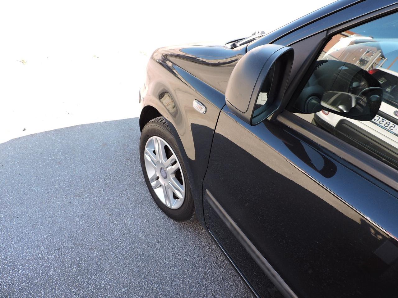 Fiat Panda 1.1 Active con clima e idroguida