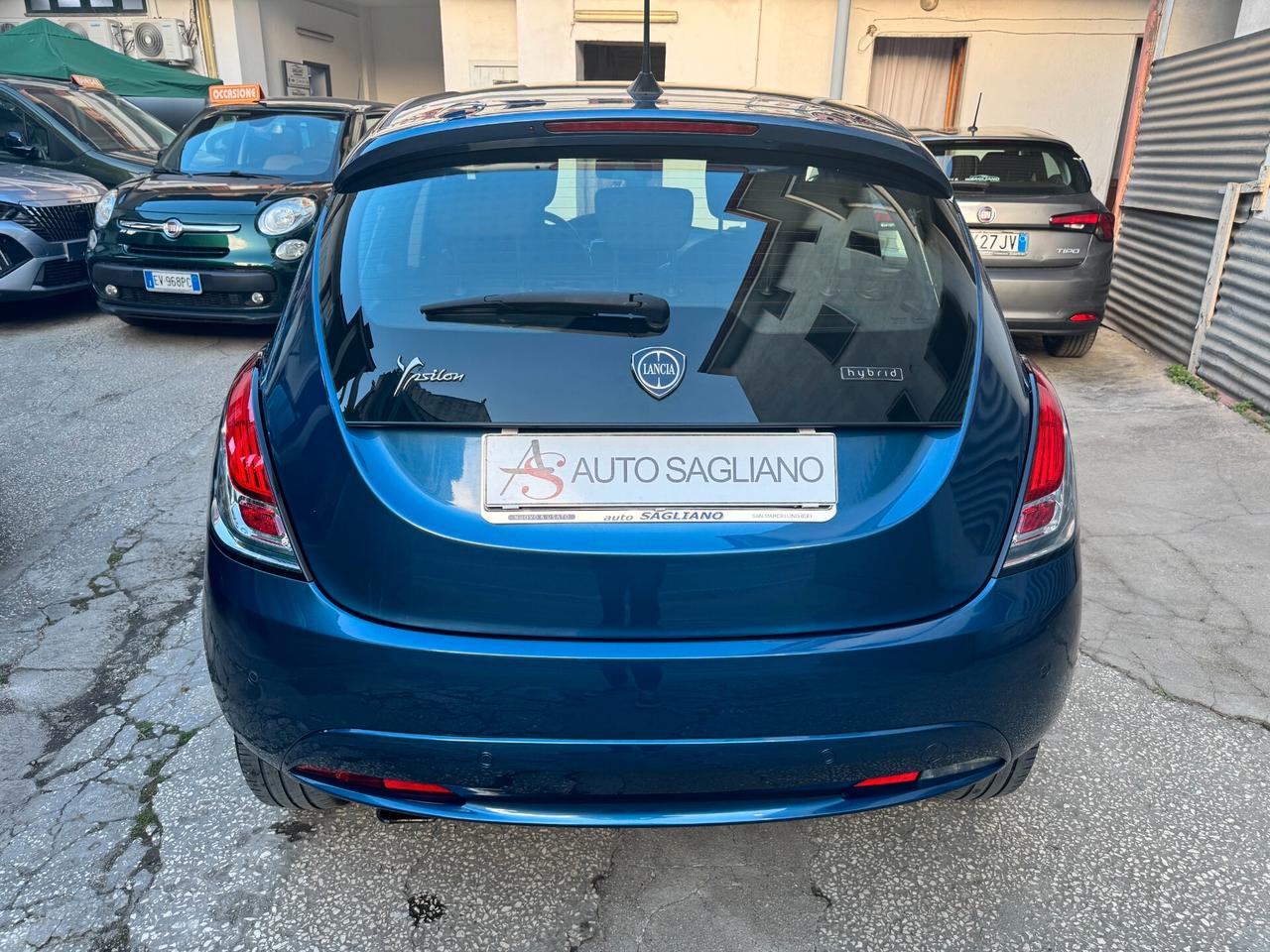 Lancia Ypsilon 1.0 FireFly 5 porte S&S Hybrid Gold