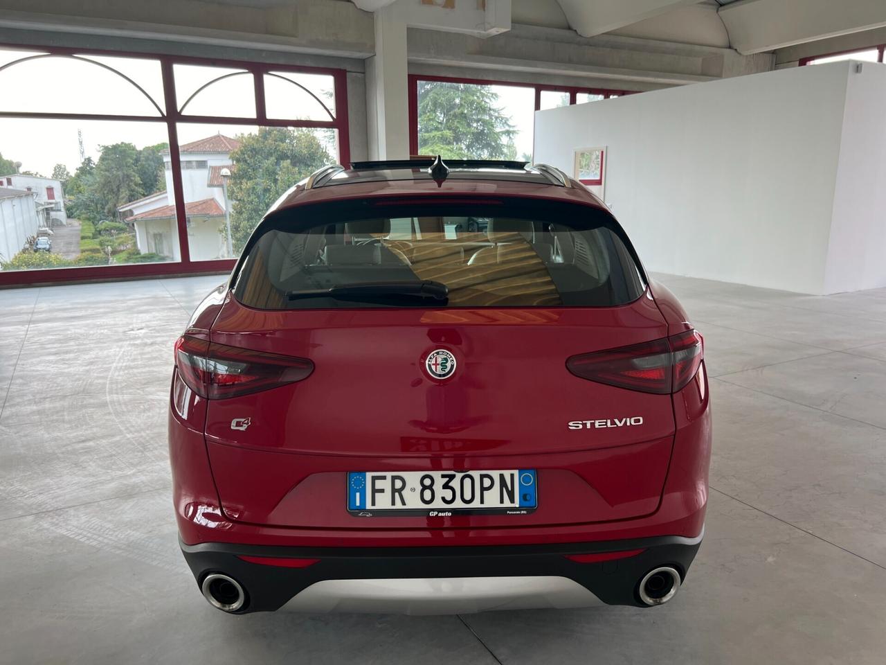 Alfa Romeo Stelvio 2.2 Turbodiesel 210 CV AT8 Q4 Super GANCIO TRAINO