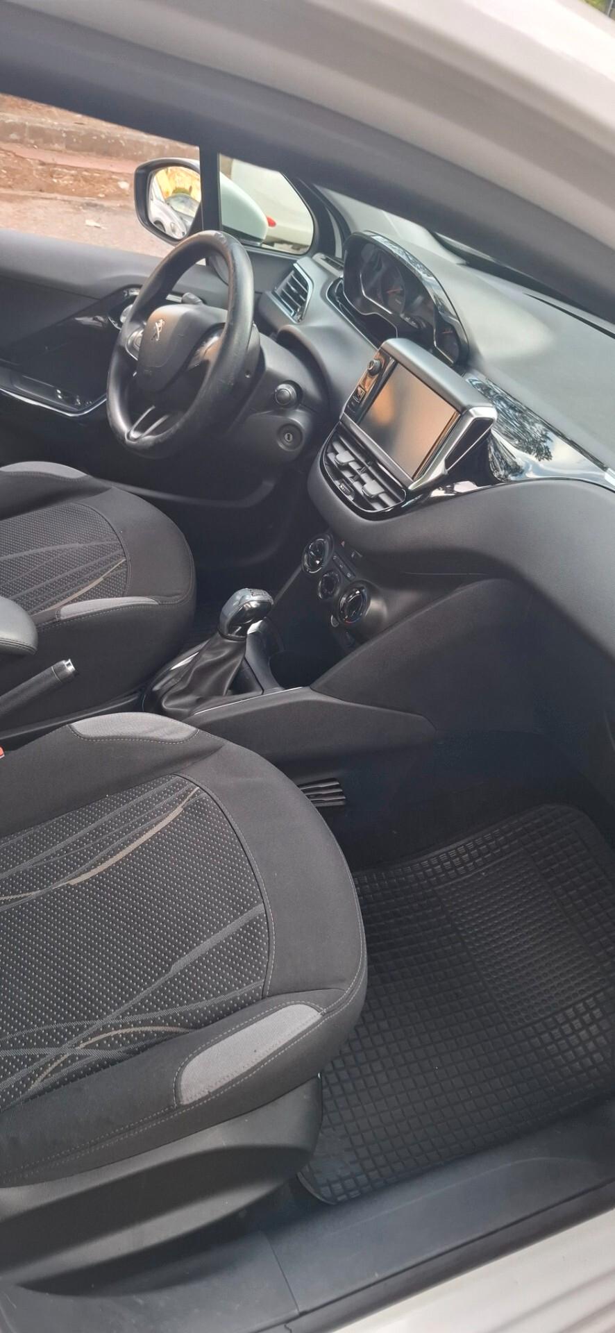 Peugeot 208 1.4 HDi 68 CV 5 porte Active