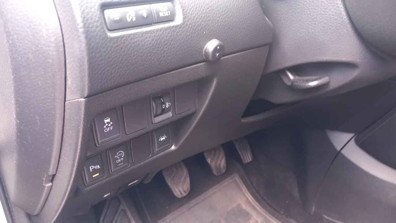 Nissan Qashqai 1.5 dCi 360