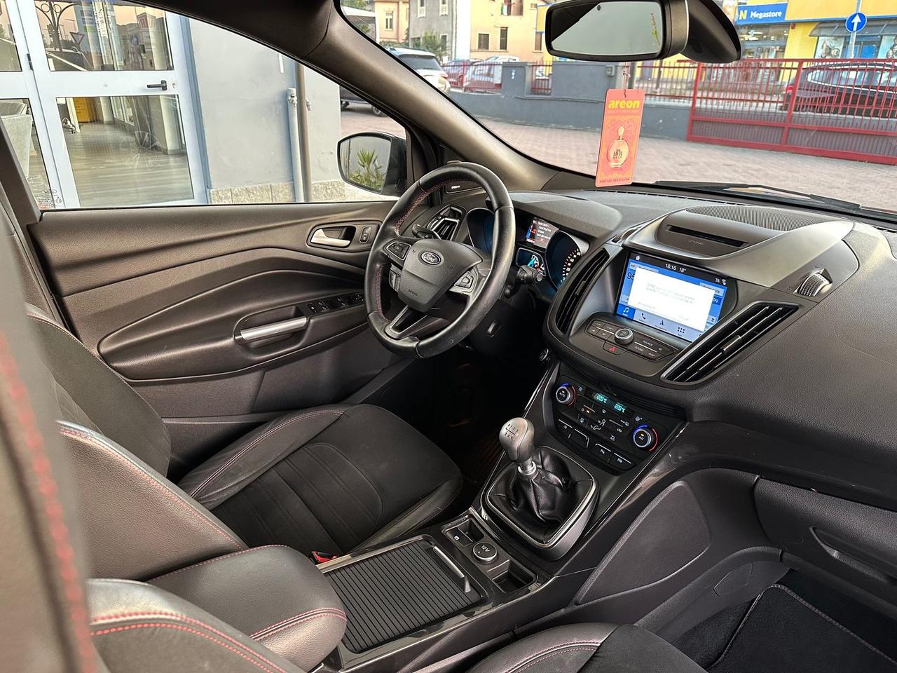 Ford Kuga ST Line 1.5 TDCi #7352