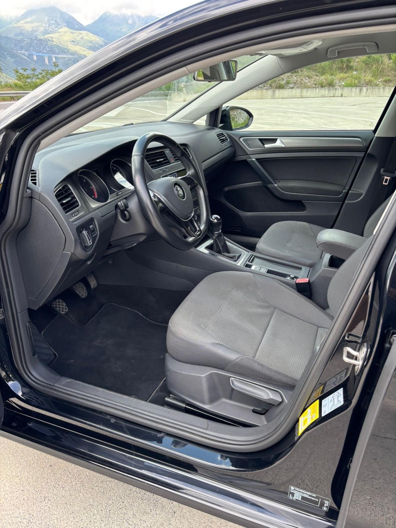 VOLKSWAGEN GOLF 7 1.6 TDI 105CV