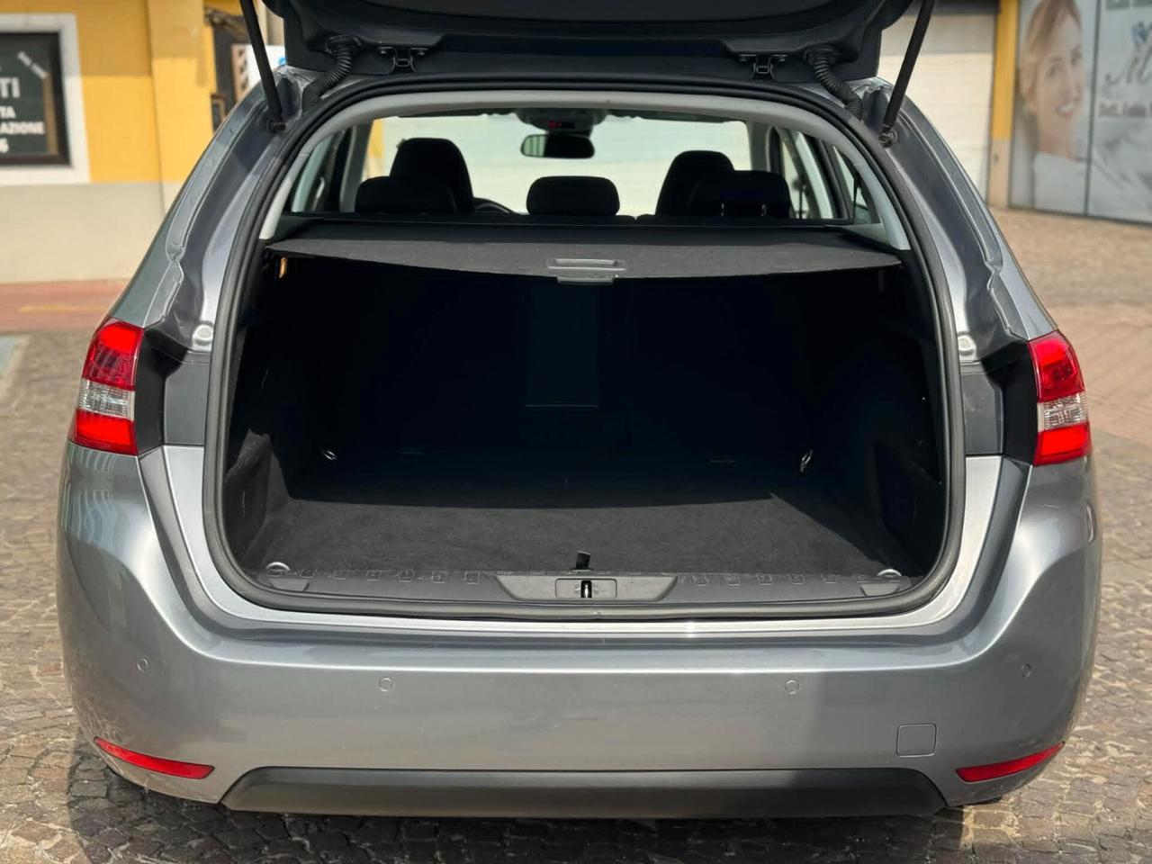 Peugeot 308 BlueHDi 130 S&S SW Active