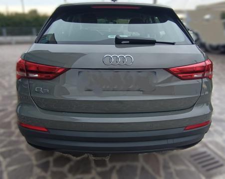 Audi Q3 35 1.5 tfsi mhev Business s-tronic