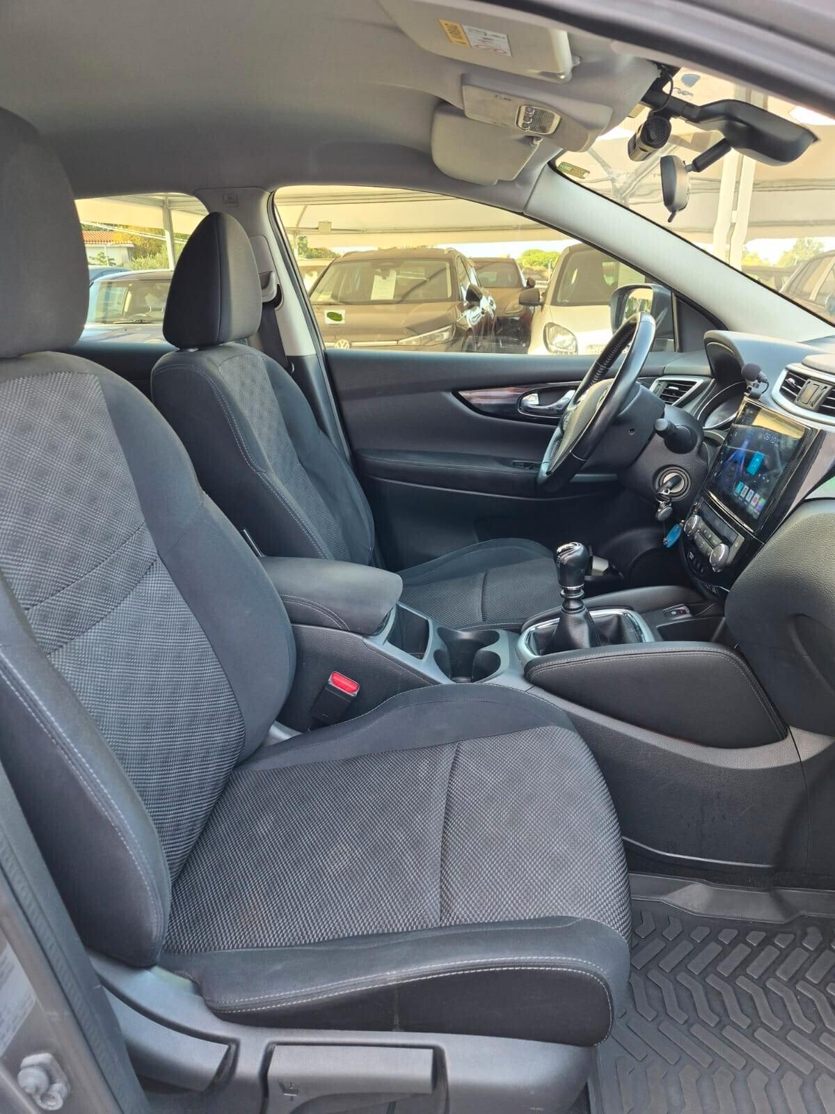 Nissan Qashqai 1.5 dCi N-Connecta