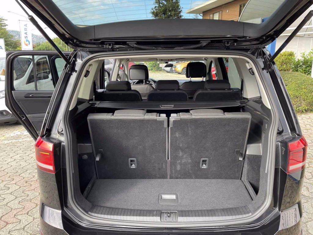 VOLKSWAGEN Touran 2.0 TDI 150 CV SCR DSG Executive BlueMotion Tech. del 2021