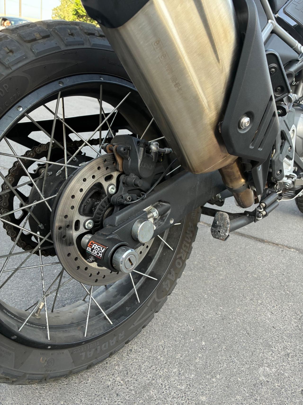 Cf Moto 450MT SOLO 8000 KM - 2025
