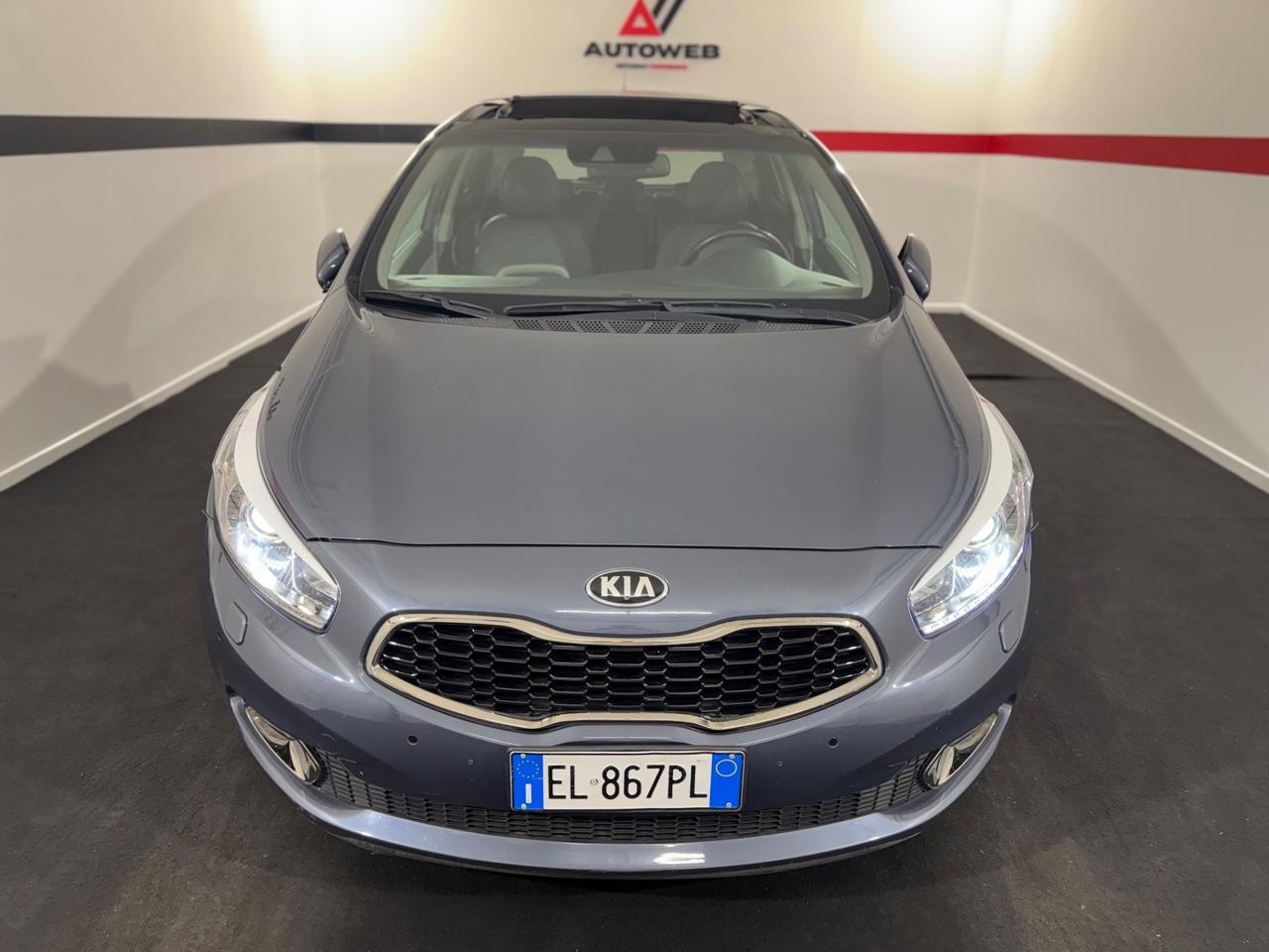 Kia Ceed cee'd 1.6 GDI DCT 5 porte Platinum FULL OPTIONAL TETTO APRIBILE