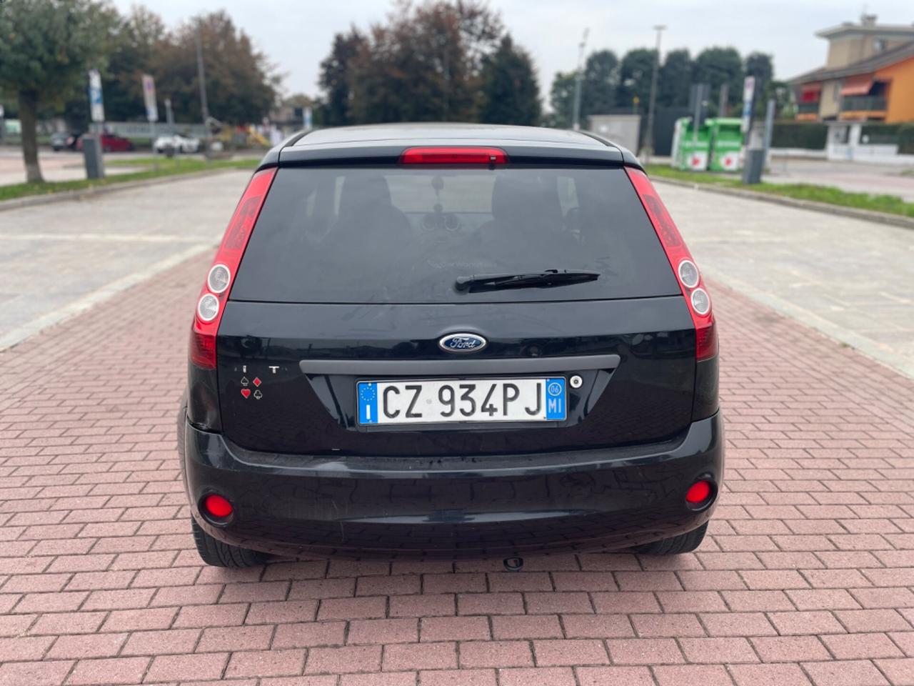 Ford Fiesta 1.4 16V 3p. Ghia