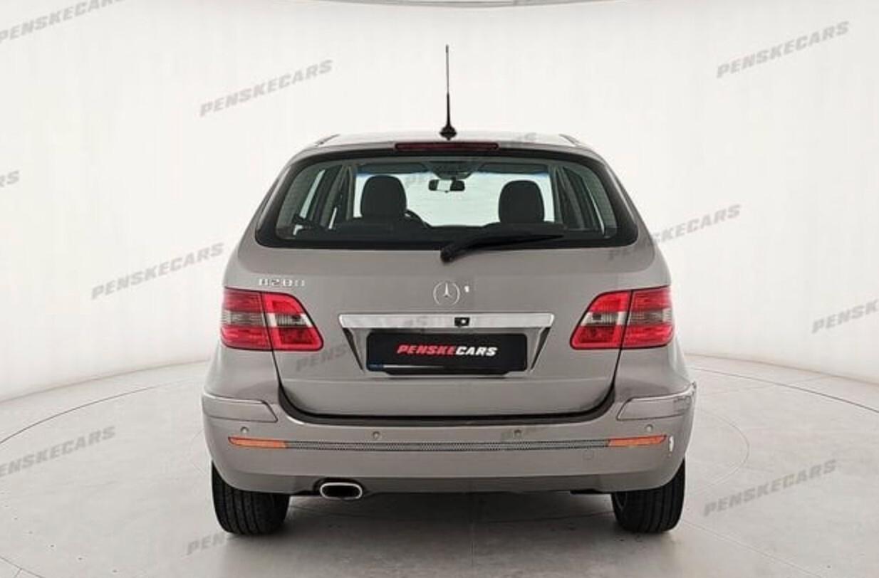 Mercedes-benz B 200 Sport
