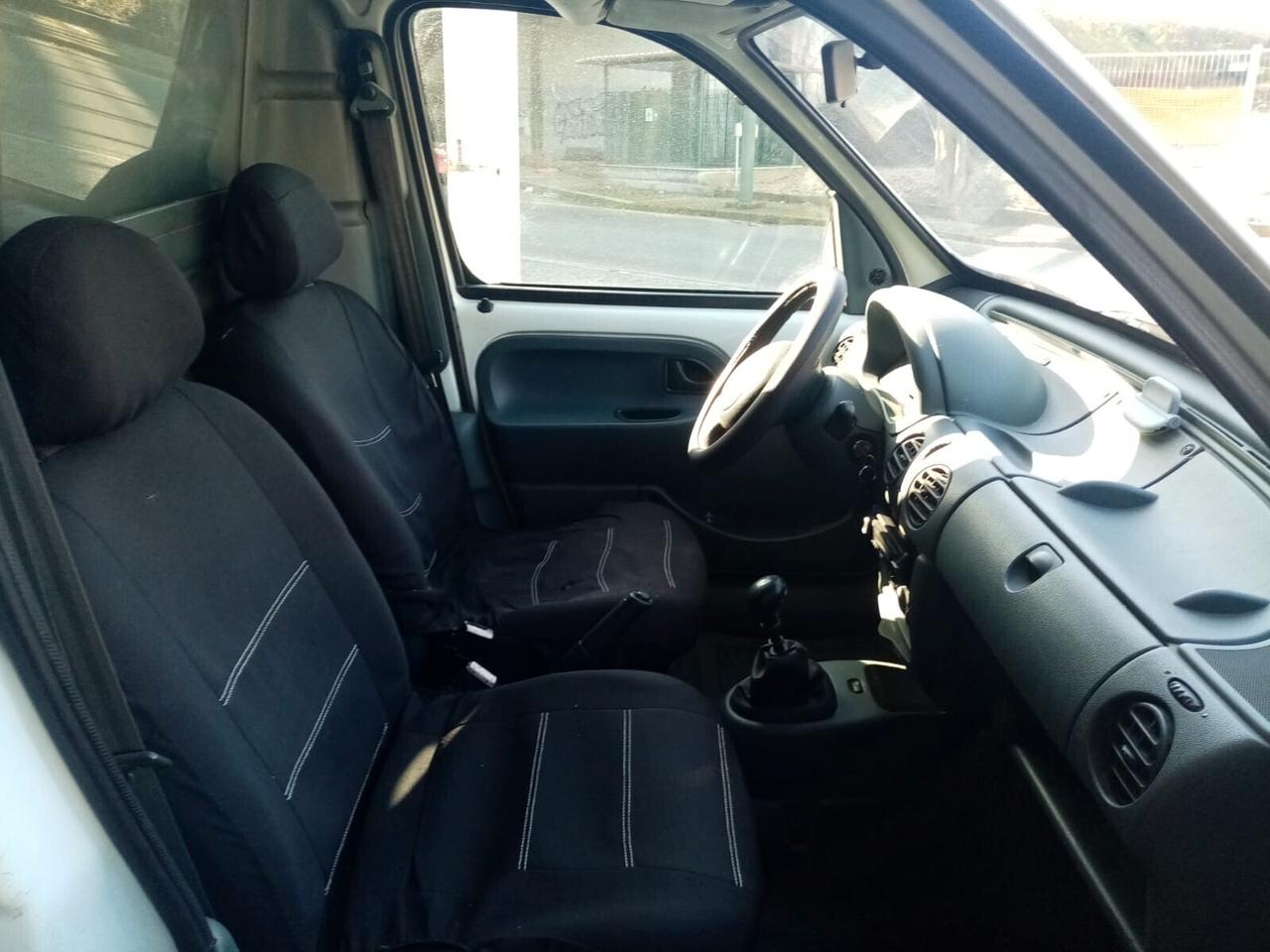 RENAULT KANGOO 1.4 CAT RN