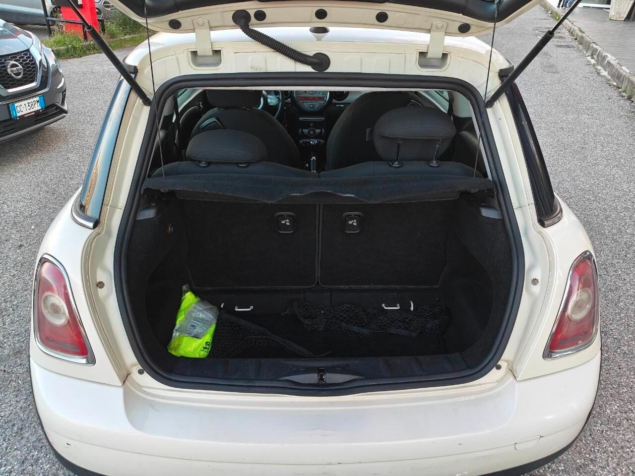 MINI Mini 3ª serie (R56) Mini 1.4 16V One Chili