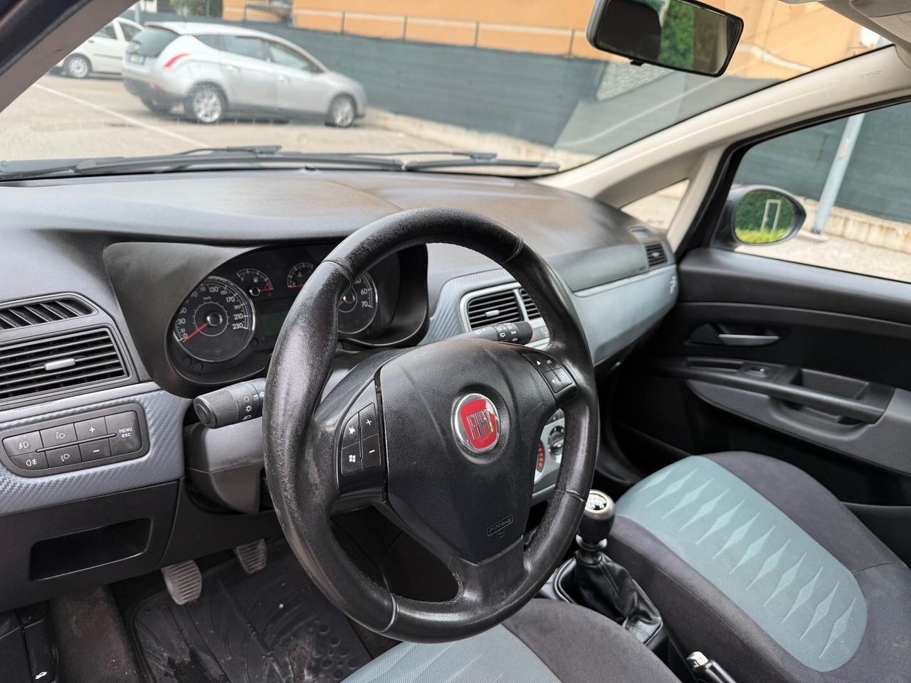 Fiat Grande Punto 1.4 METANO - NEOPATENTATI - 12 MESI DI GAR. -