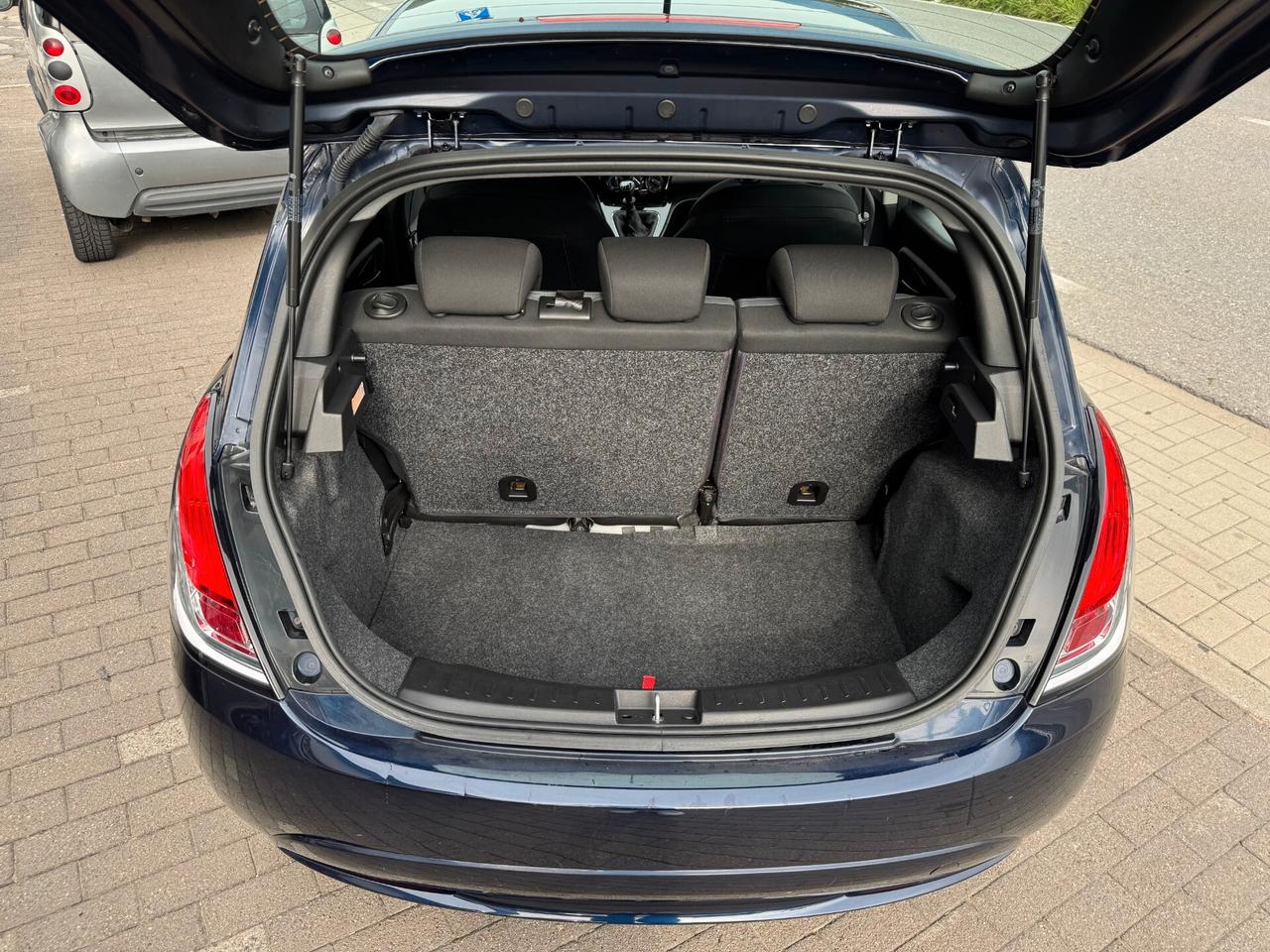 LANCIA YPSILON 1.2cc 69 CV 5 porte BENZINA