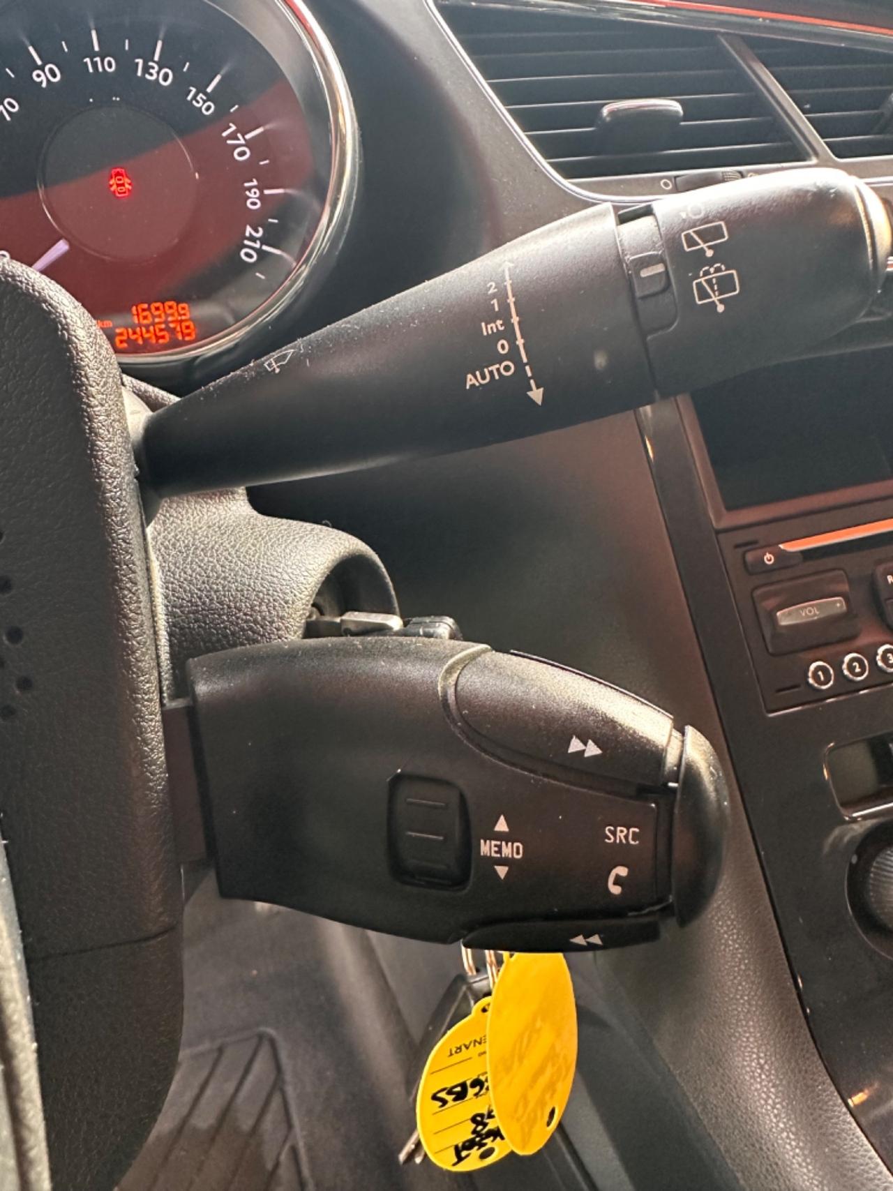 Peugeot 3008 1.6 HDi 110CV Premium