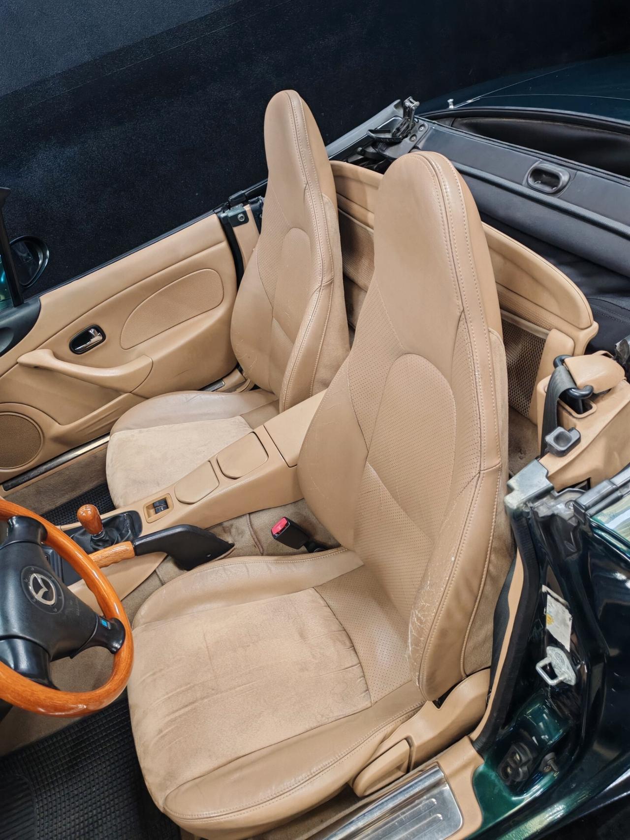 Mazda MX-5 1.6i 16V asi